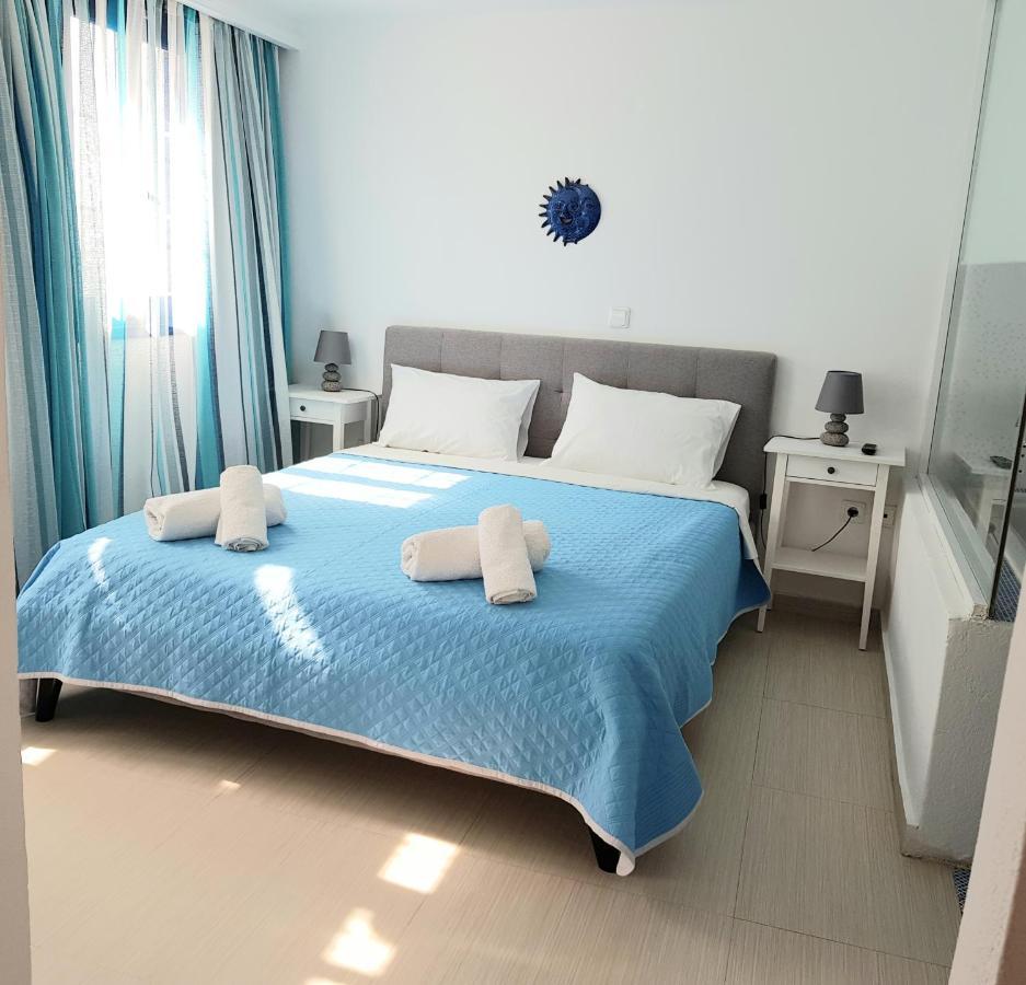 White & Blue Apartment Perivolos  Exterior photo