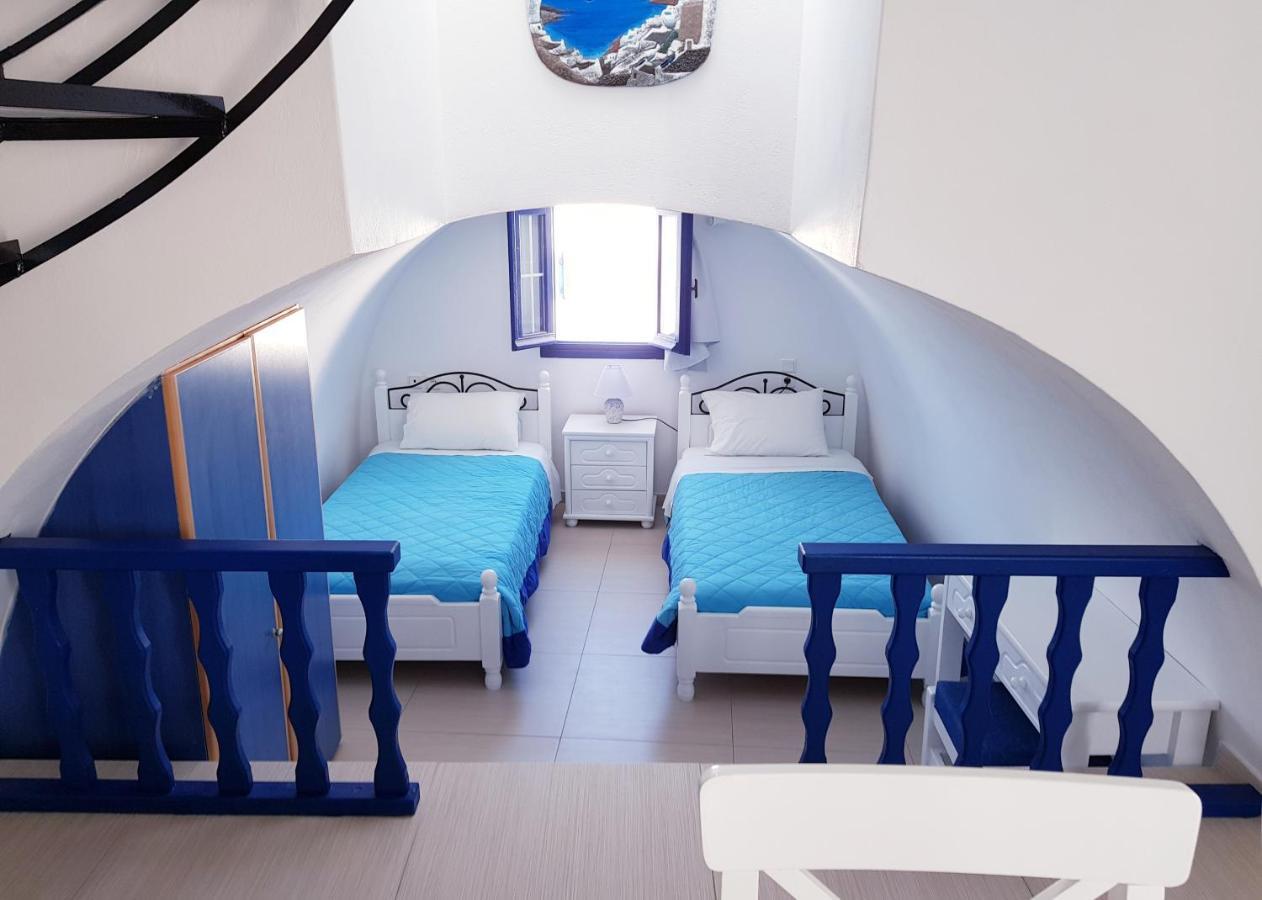 White & Blue Apartment Perivolos  Exterior photo