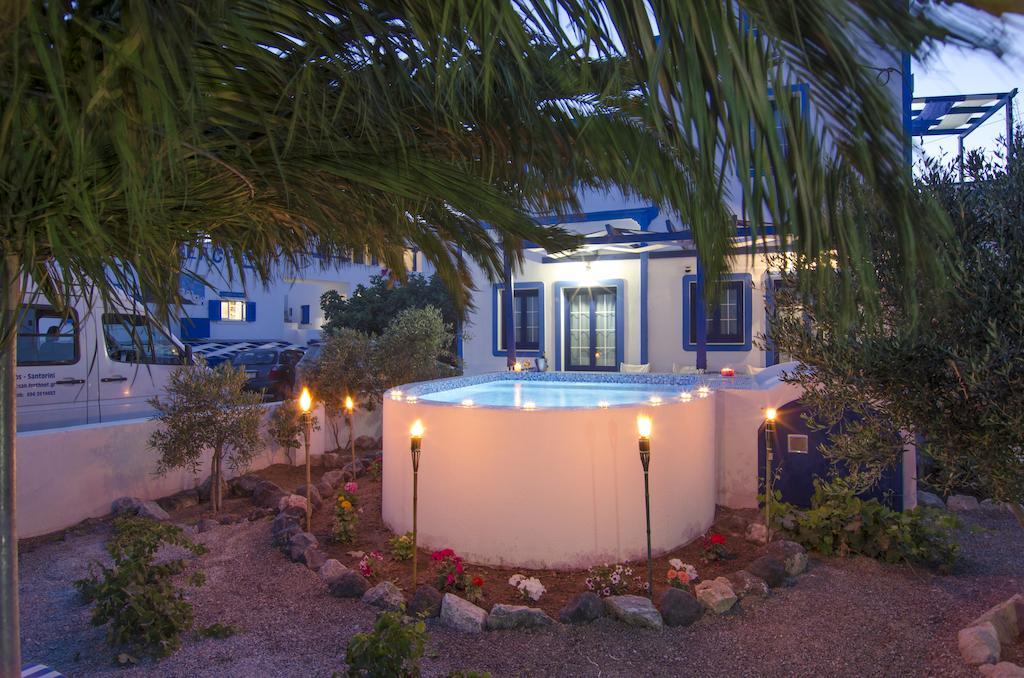 White & Blue Apartment Perivolos  Exterior photo
